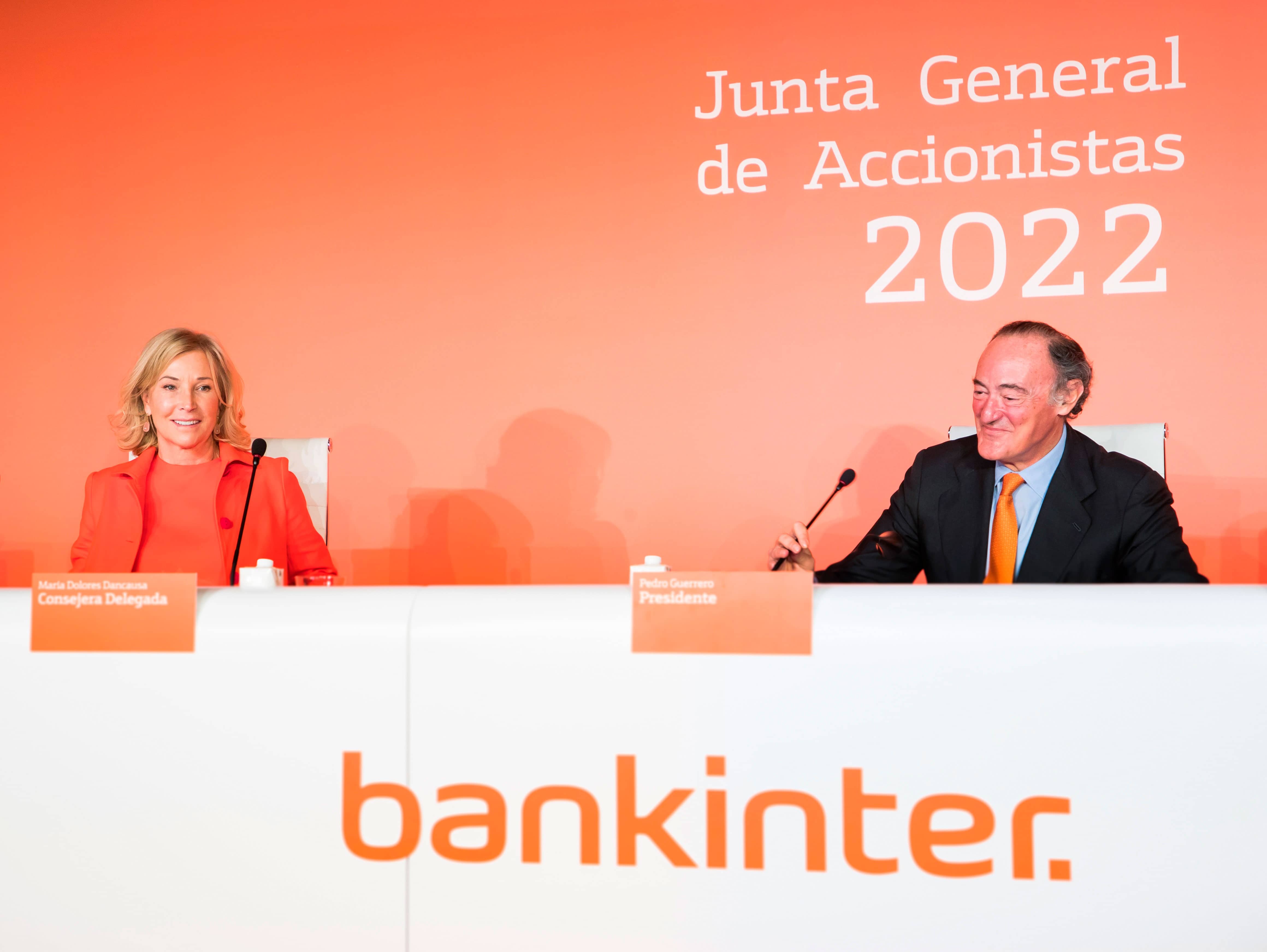 MarIa Dolores Dancausa, CEO de Bankinter, y Pedro Guerrero, Presidente del banco 3.jpg